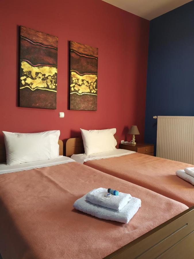 Smallhotel - Vevi Екстер'єр фото