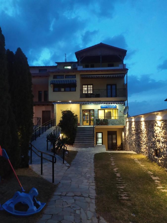 Smallhotel - Vevi Екстер'єр фото