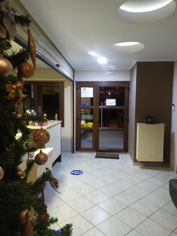 Smallhotel - Vevi Екстер'єр фото
