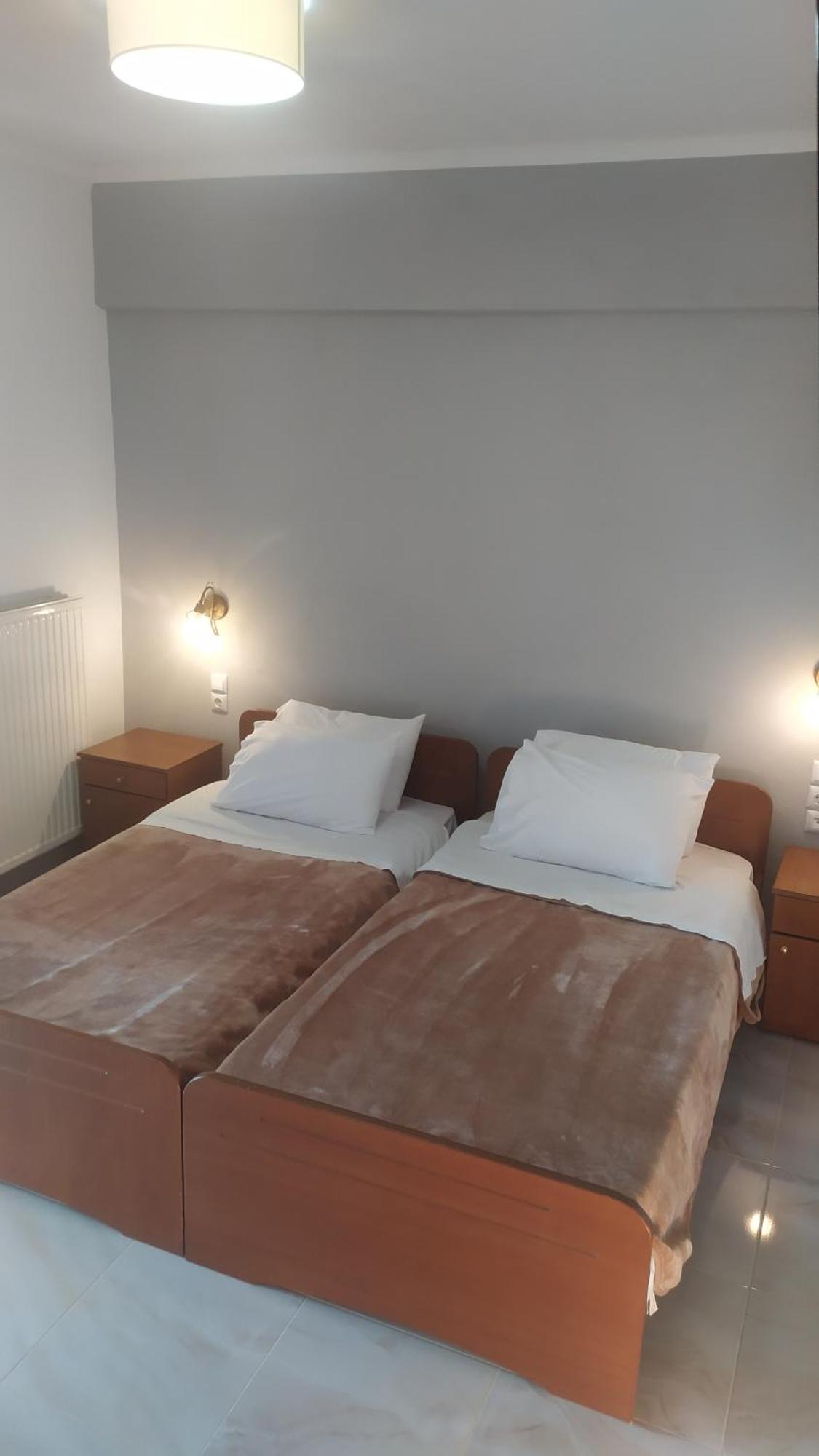 Smallhotel - Vevi Екстер'єр фото